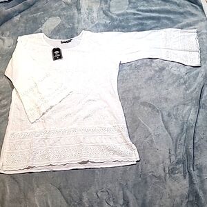 0151. NWTs ~ Beautiful 100% Cotton ~ XXL ~ Embroidery 👍💕